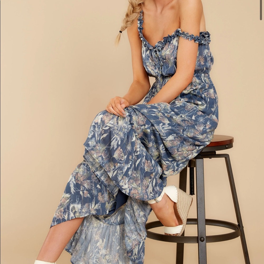 Lovestitch blue maxi floral shimmer thread maxi